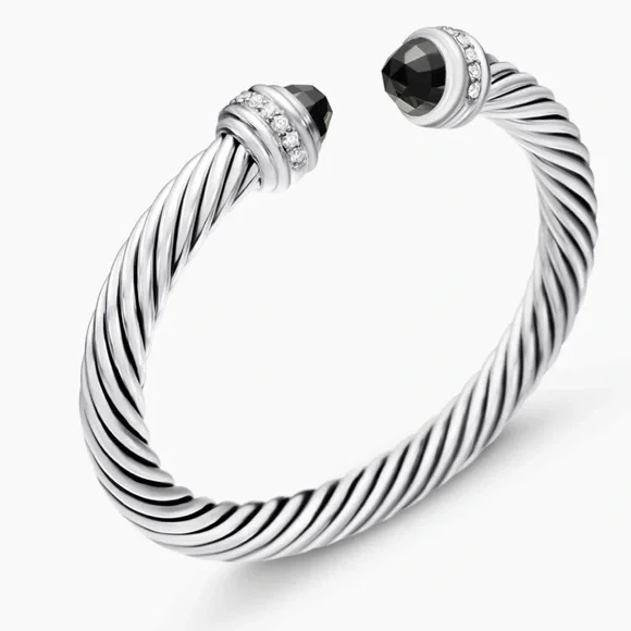 David Yurman Classic Cable Bracelet with Black Onyx and diamond accents - Picture 3 of 12
